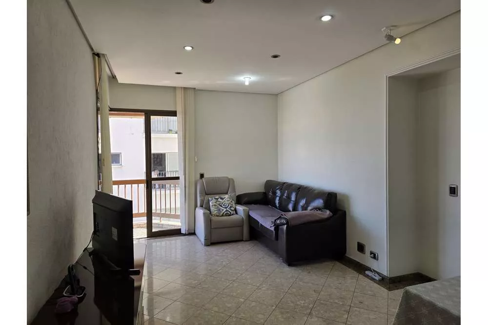 Apartamento à venda com 3 quartos, 81m² - Foto 1