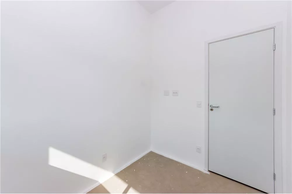 Apartamento à venda com 2 quartos, 44m² - Foto 15