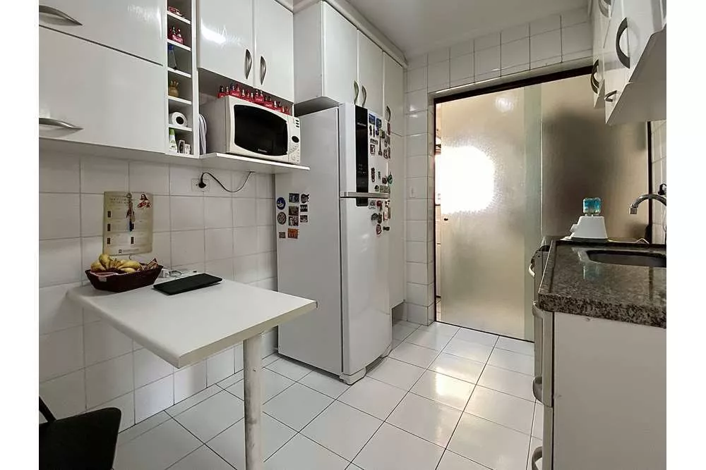 Apartamento à venda com 3 quartos, 79m² - Foto 10