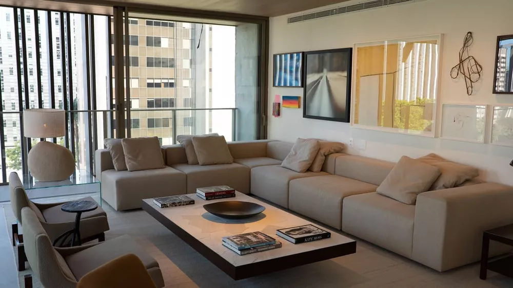 Apartamento à venda com 3 quartos, 232m² - Foto 10