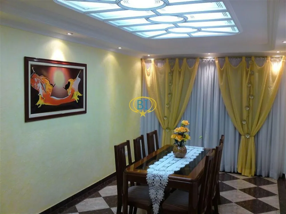 Sobrado, 4 quartos, 330 m² - Foto 1