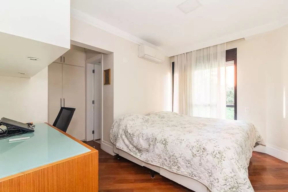 Apartamento à venda com 4 quartos, 357m² - Foto 5