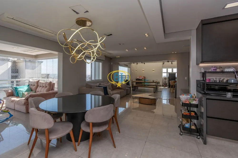 Cobertura, 4 quartos, 240 m² - Foto 1