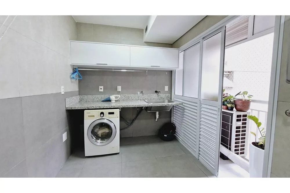 Apartamento à venda com 3 quartos, 239m² - Foto 3