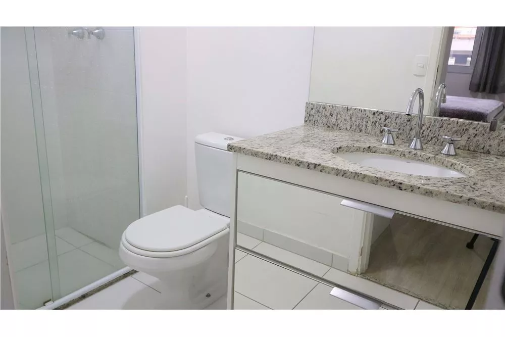 Apartamento à venda com 2 quartos, 63m² - Foto 2