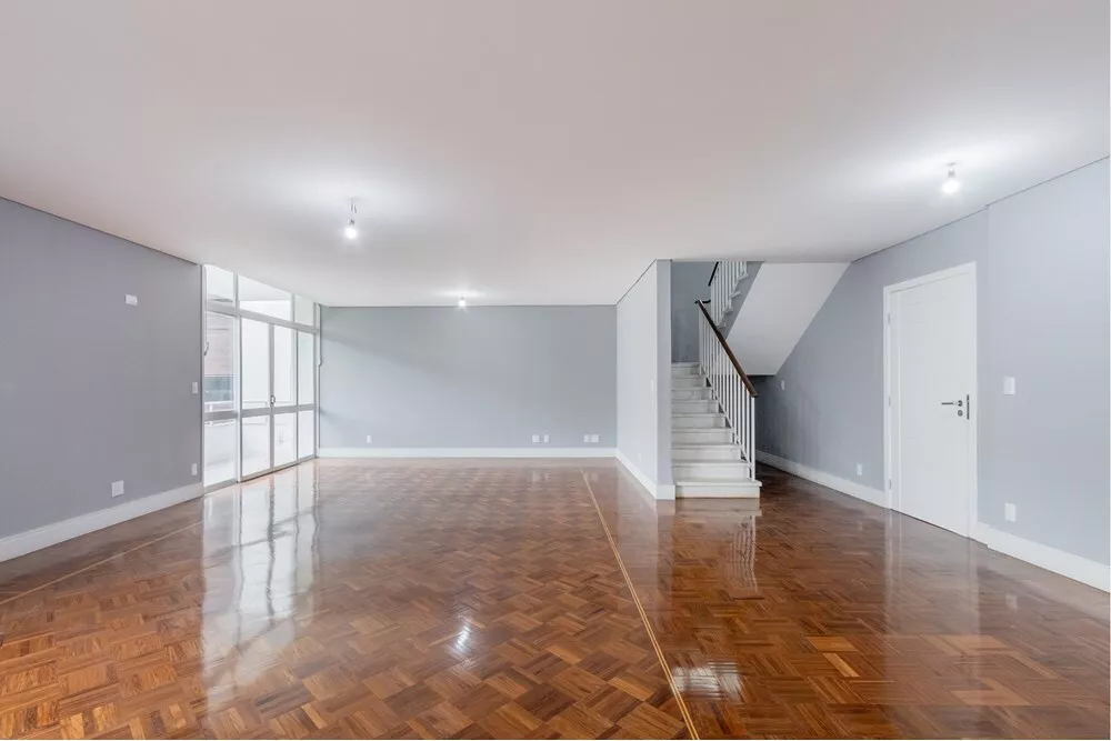 Apartamento à venda com 5 quartos, 272m² - Foto 1