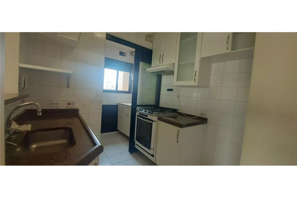 Apartamento à venda com 4 quartos, 220m² - Foto 9