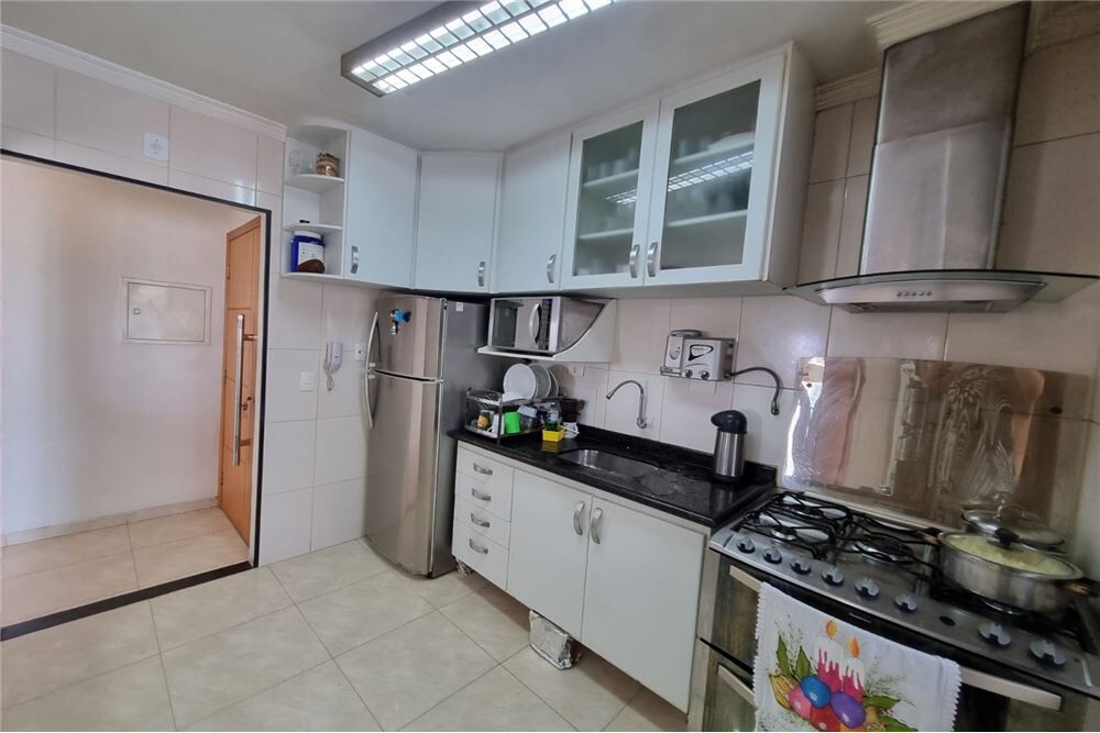 Apartamento à venda com 2 quartos, 85m² - Foto 4