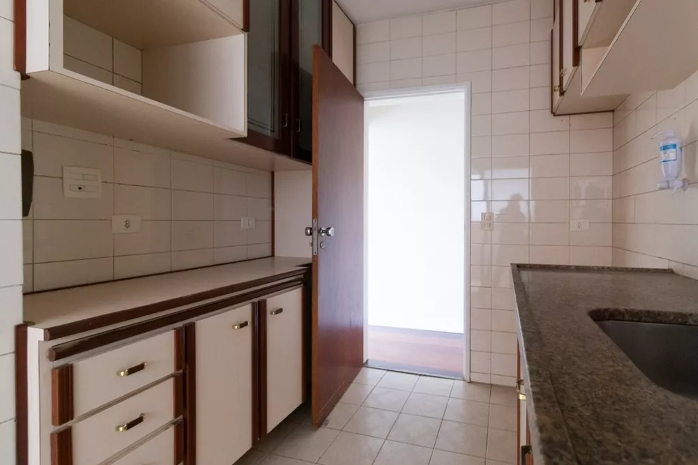 Apartamento à venda com 3 quartos, 82m² - Foto 7