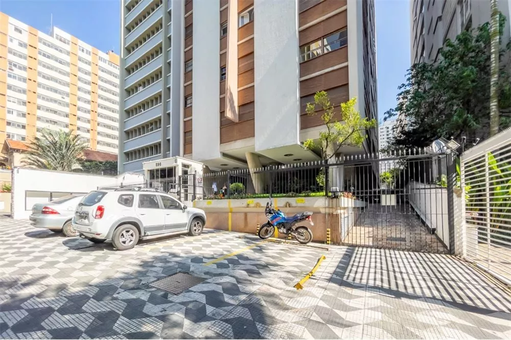 Apartamento à venda com 3 quartos, 144m² - Foto 18