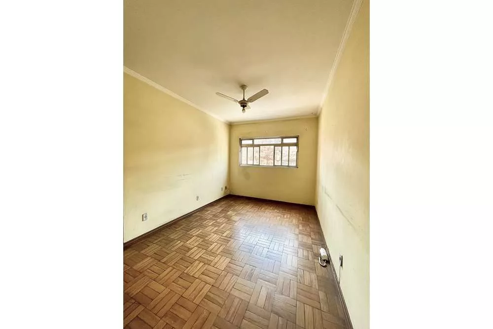 Apartamento à venda com 2 quartos, 75m² - Foto 8