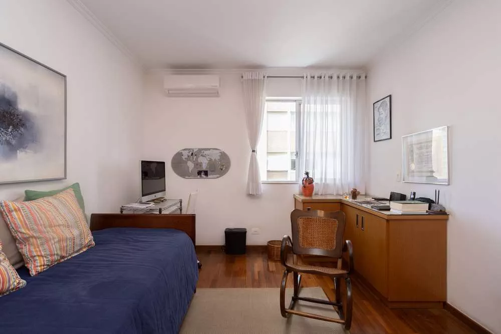 Apartamento à venda com 3 quartos, 228m² - Foto 5