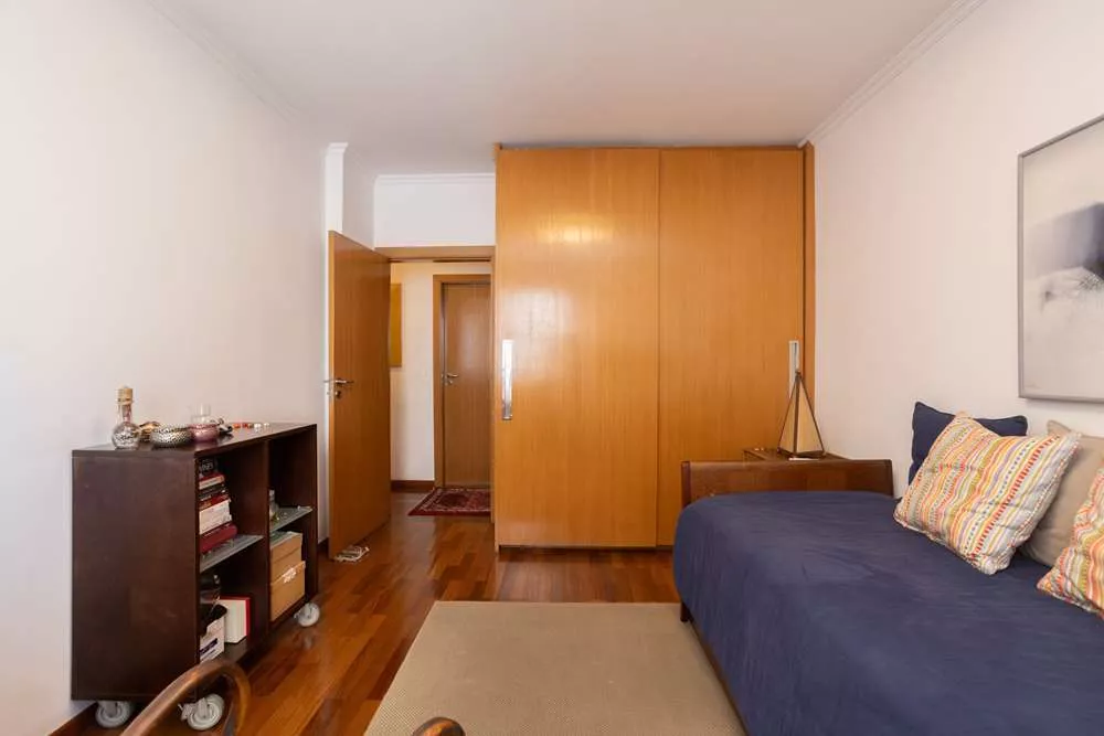 Apartamento à venda com 3 quartos, 228m² - Foto 6