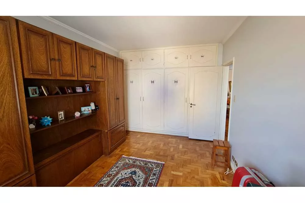 Apartamento à venda com 3 quartos, 157m² - Foto 4