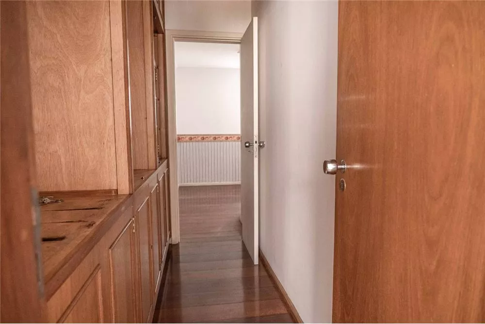 Apartamento à venda com 3 quartos, 207m² - Foto 16