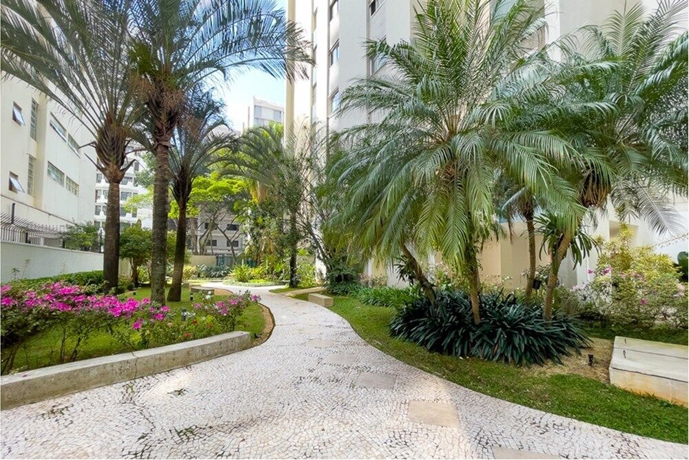 Apartamento à venda com 3 quartos, 227m² - Foto 9