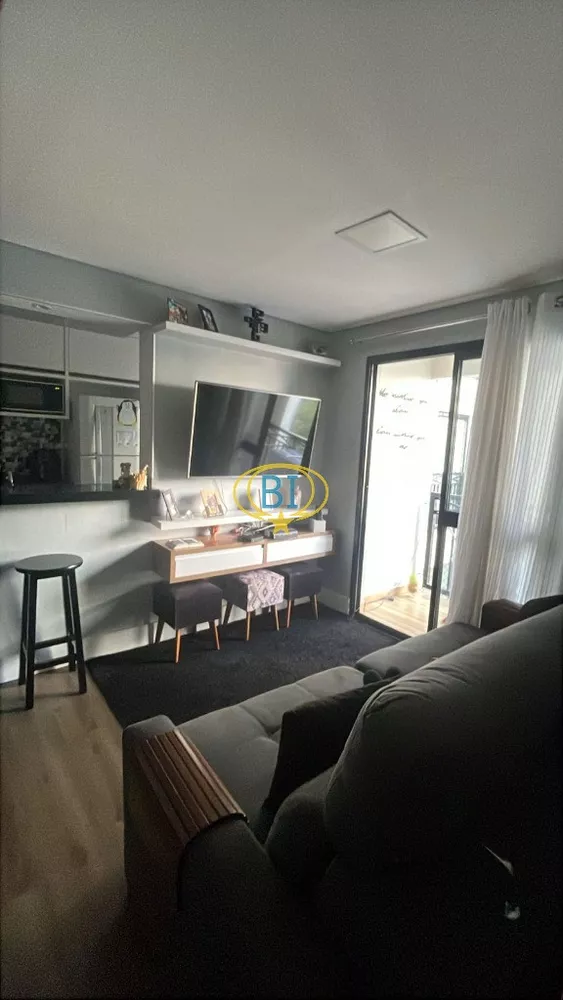 Apartamento à venda com 3 quartos, 65m² - Foto 3