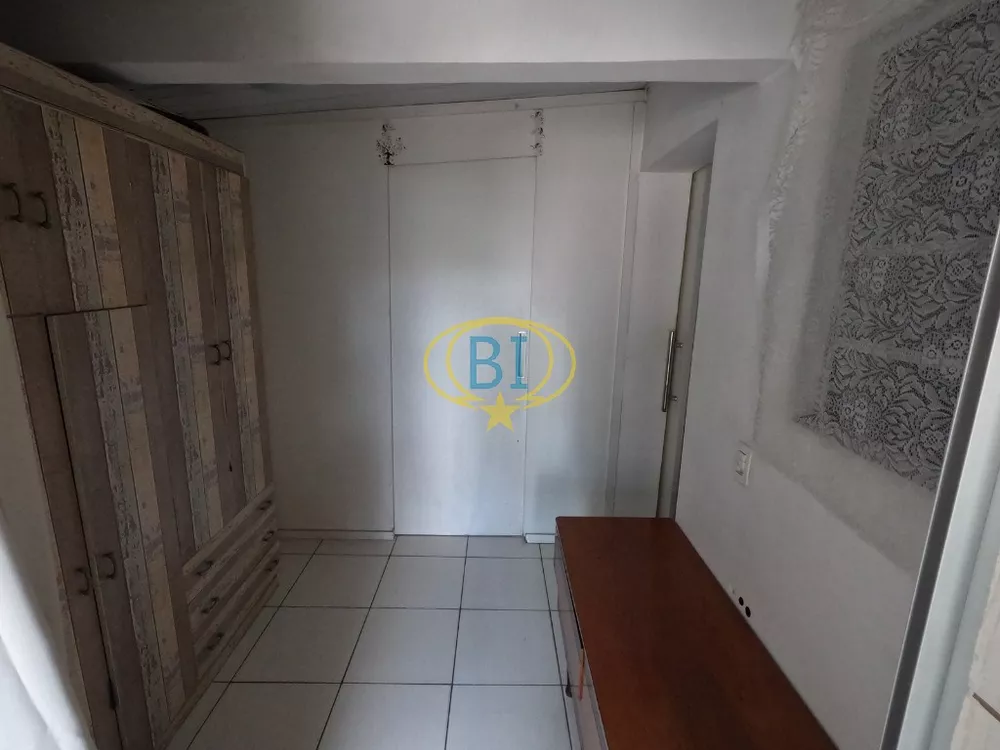 Apartamento à venda com 2 quartos, 62m² - Foto 4