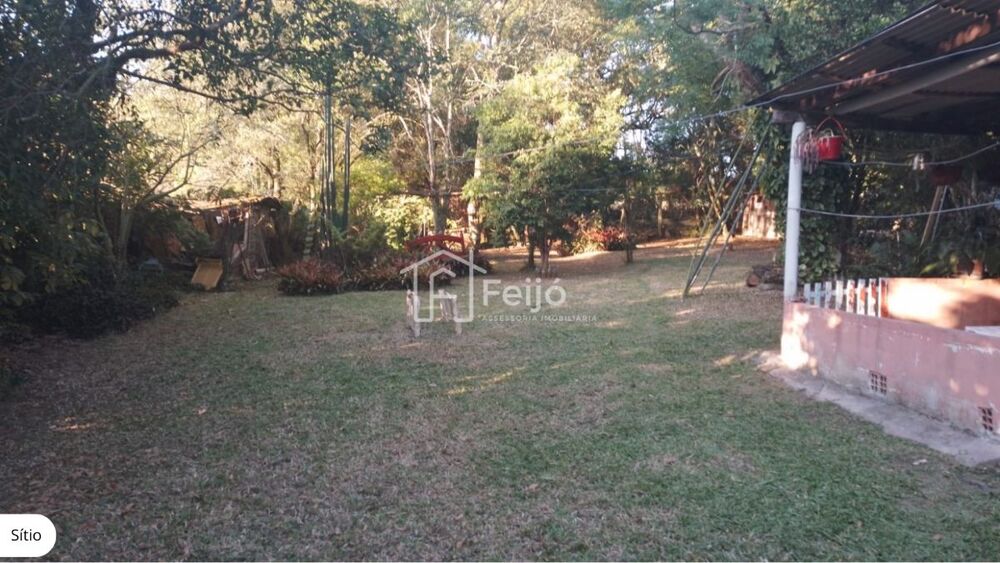 Sítio à venda com 2 quartos, 100m² - Foto 2
