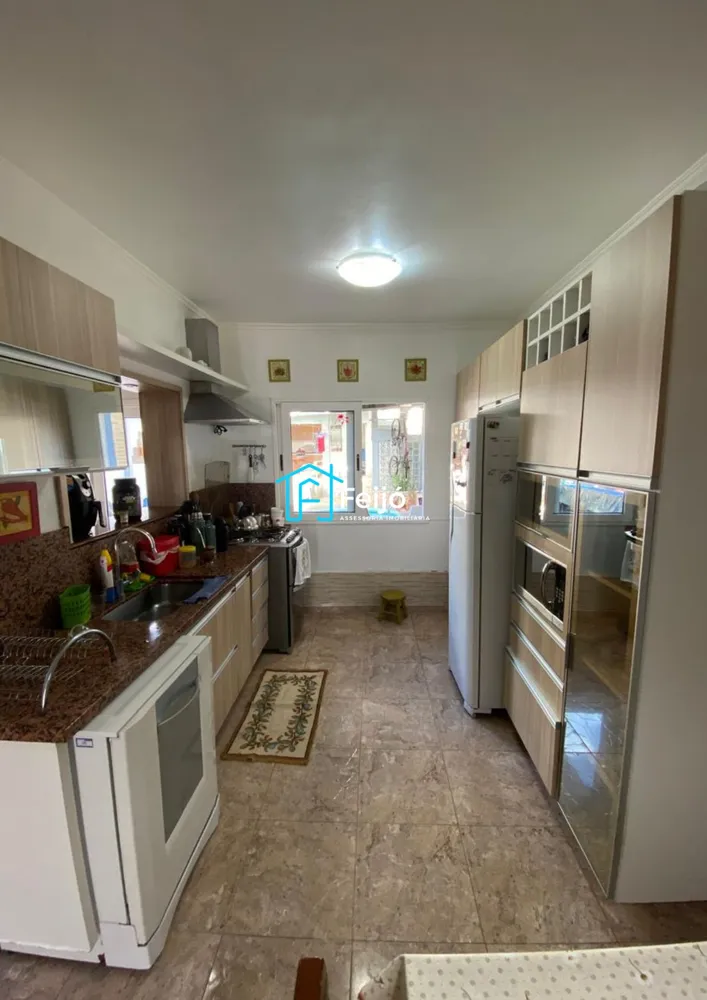 Casa, 5 quartos, 243 m² - Foto 8