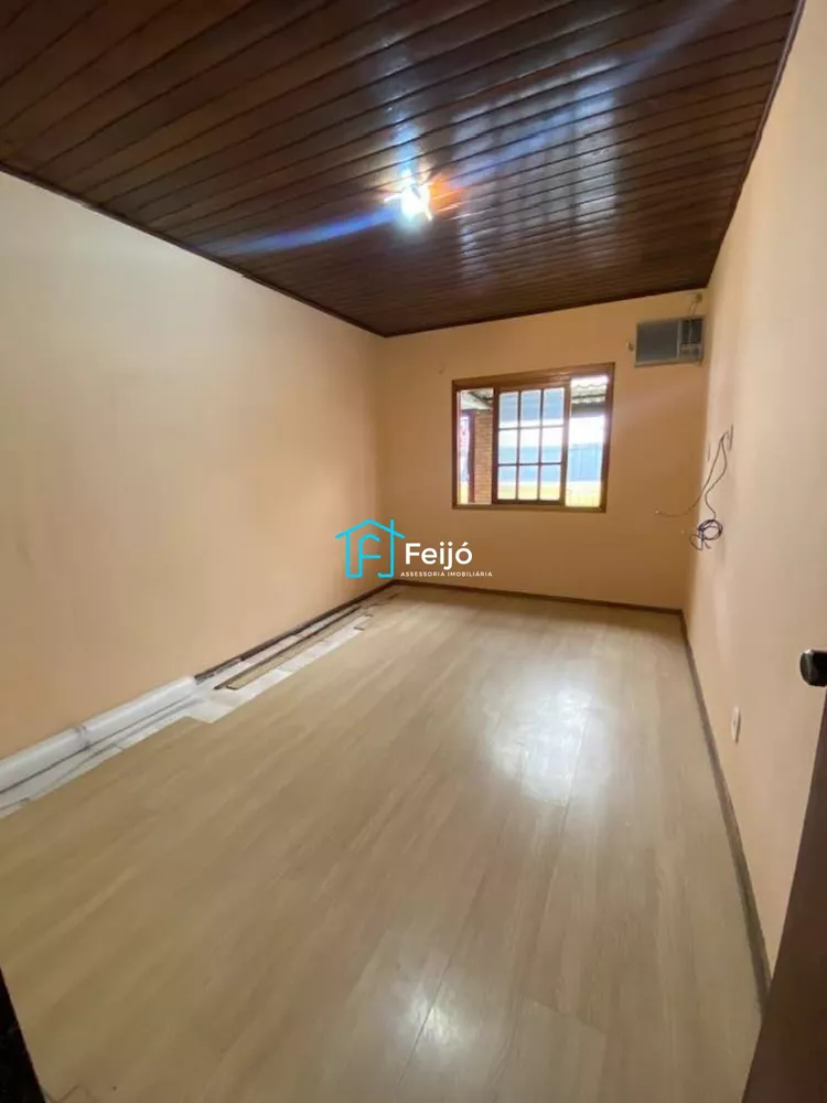 Casa à venda com 3 quartos, 180m² - Foto 7