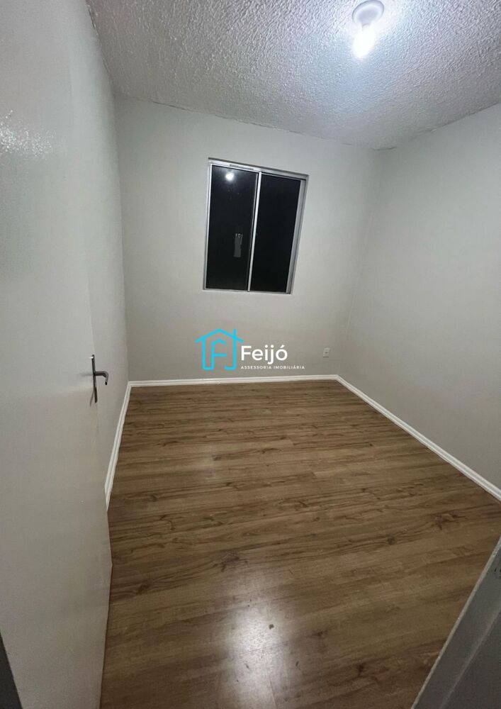 Apartamento à venda com 2 quartos, 38m² - Foto 8