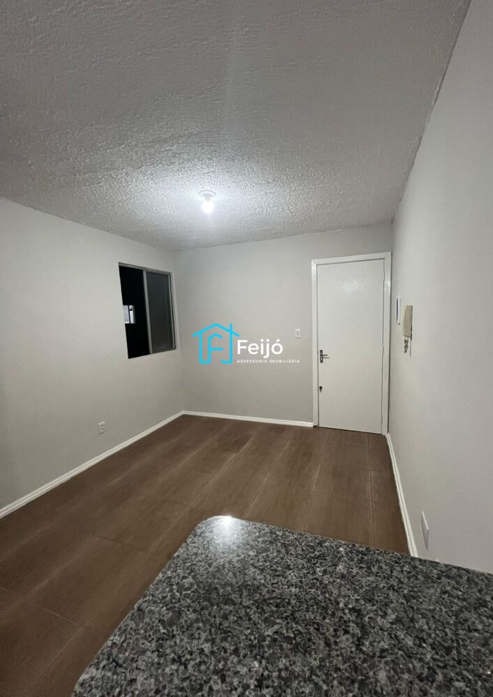 Apartamento à venda com 2 quartos, 38m² - Foto 4