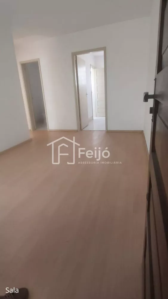 Apartamento à venda com 2 quartos, 55m² - Foto 8