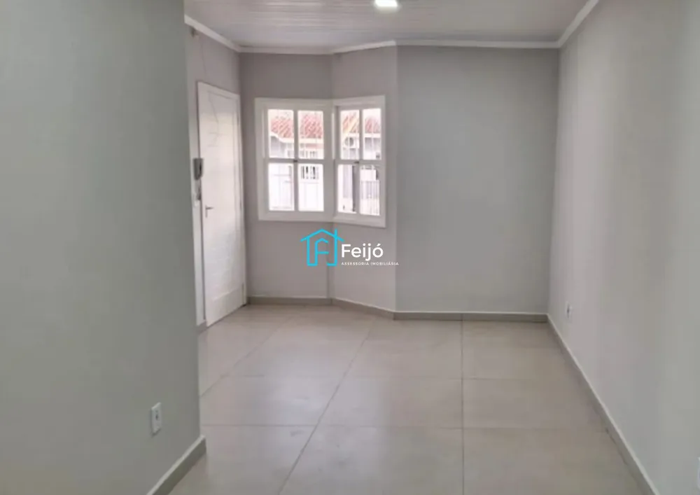Casa, 2 quartos, 70 m² - Foto 1
