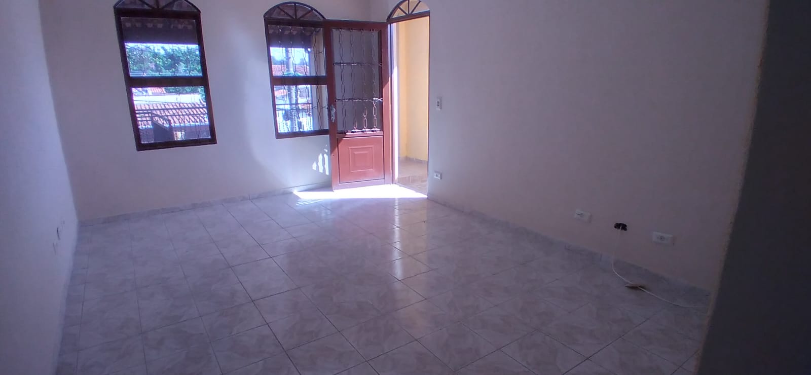 Sobrado à venda com 3 quartos, 180m² - Foto 4