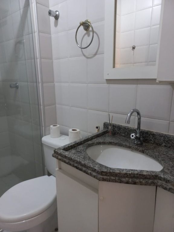 Apartamento para alugar com 3 quartos, 70m² - Foto 12