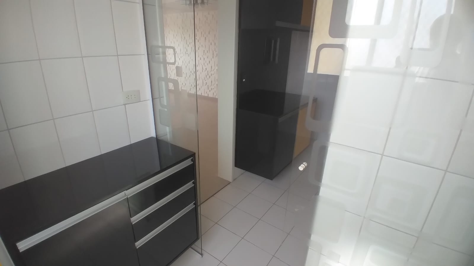 Apartamento para alugar com 2 quartos, 76m² - Foto 13