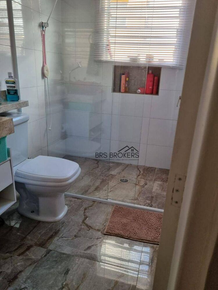 Sobrado, 3 quartos, 198 m² - Foto 1