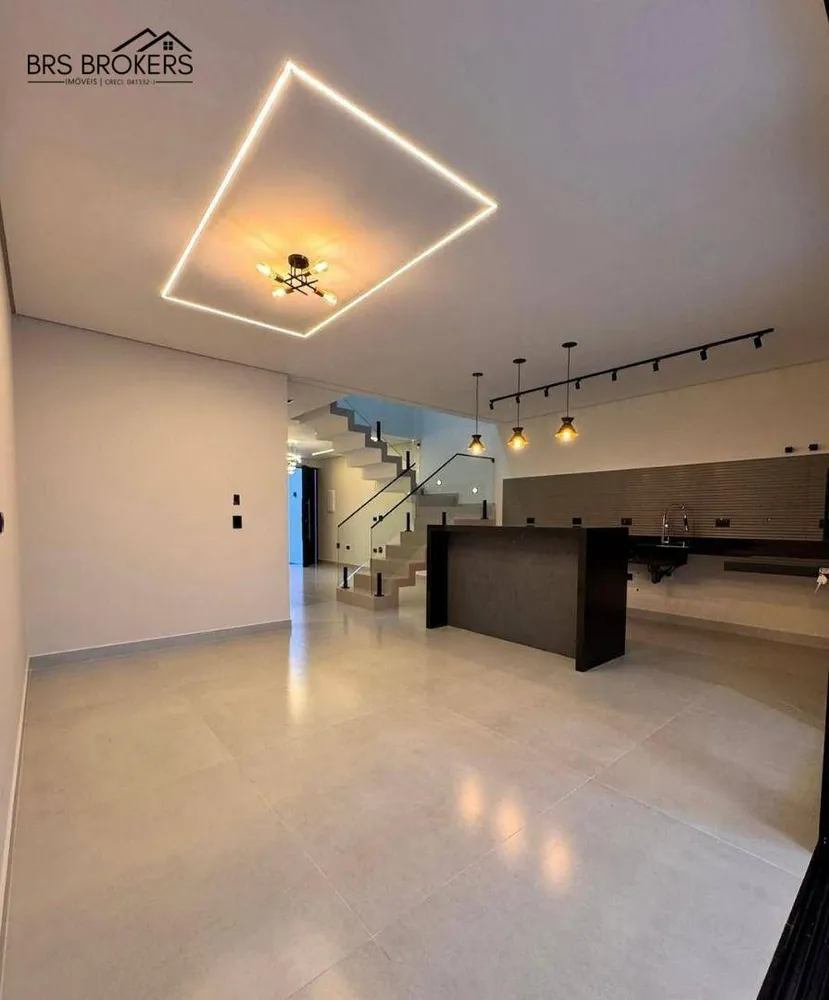 Sobrado, 3 quartos, 177 m² - Foto 2