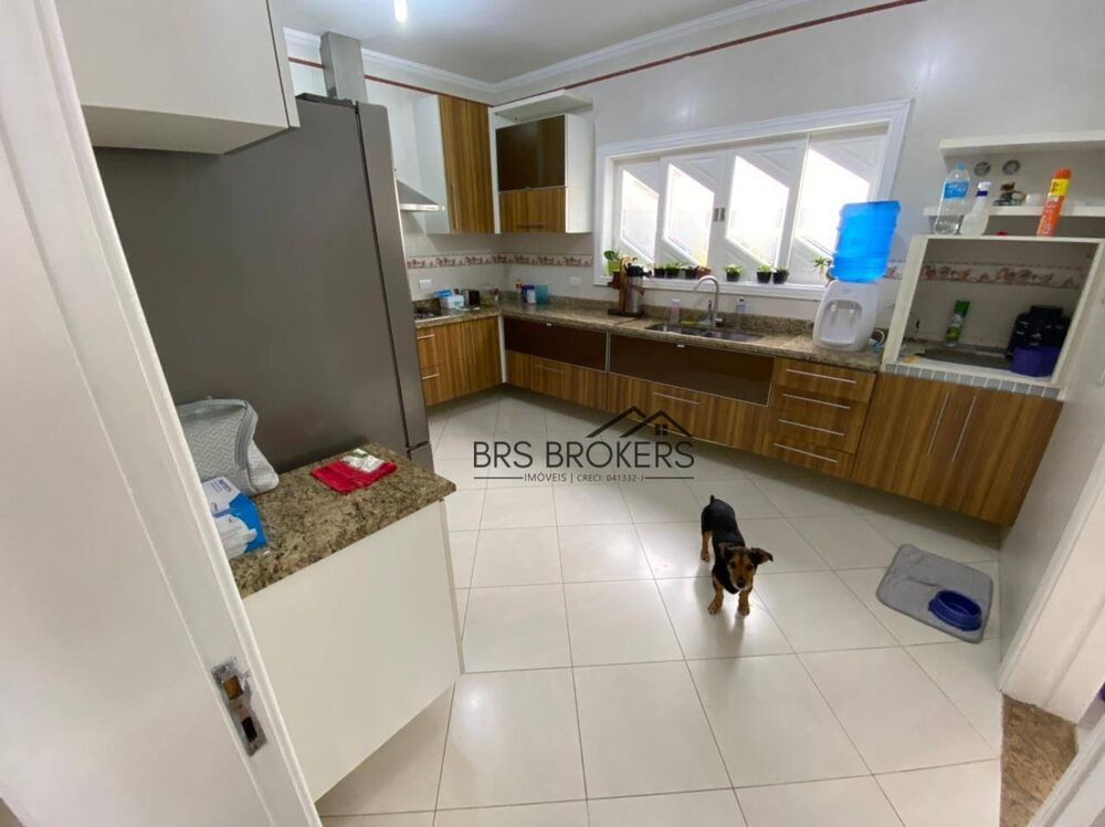 Sobrado, 5 quartos, 287 m² - Foto 2