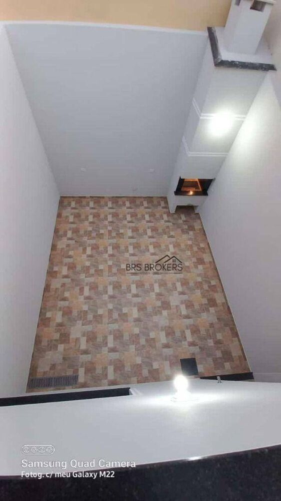Sobrado à venda com 3 quartos, 130m² - Foto 2