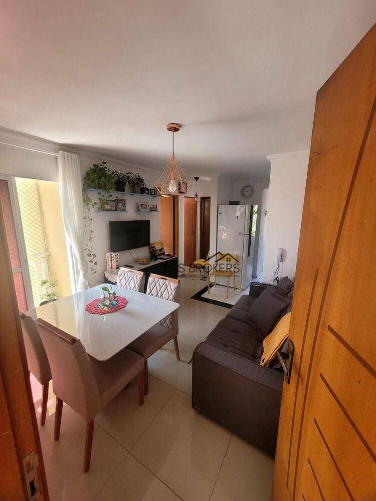 Apartamento à venda com 2 quartos, 42m² - Foto 1