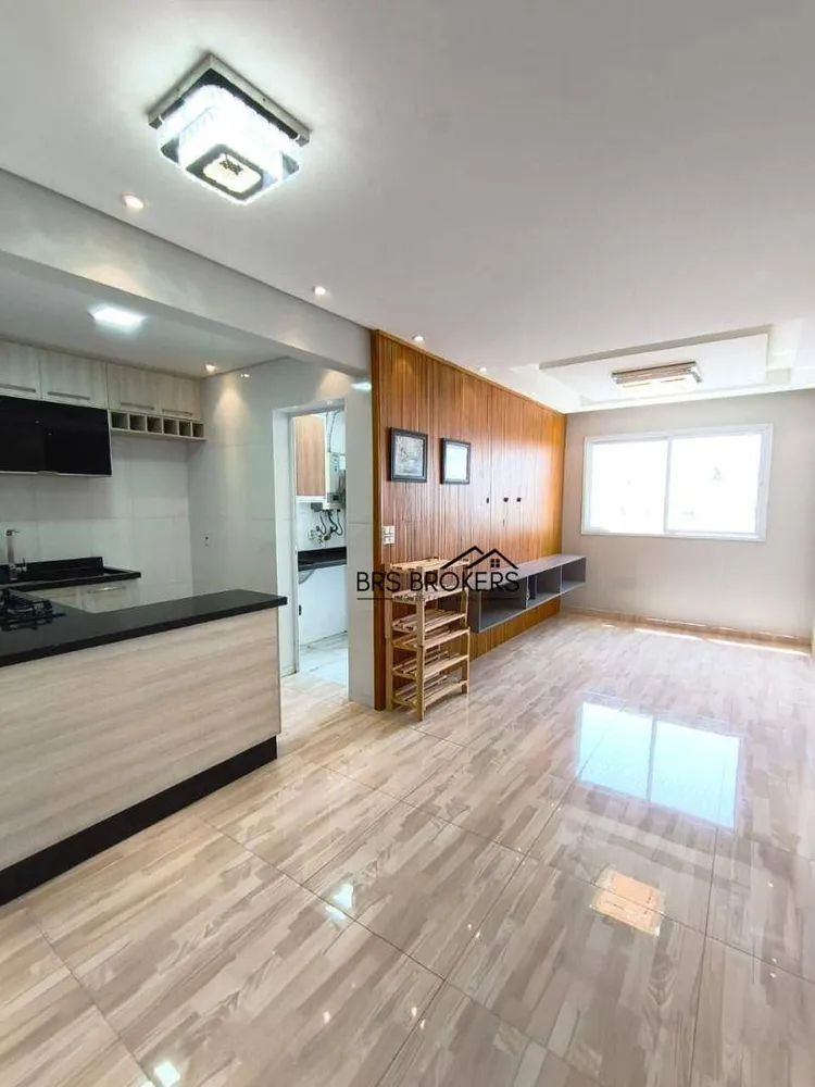 Apartamento, 2 quartos, 61 m² - Foto 2