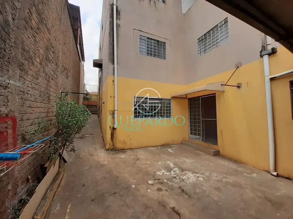 Casa, 6 quartos, 225 m² - Foto 26