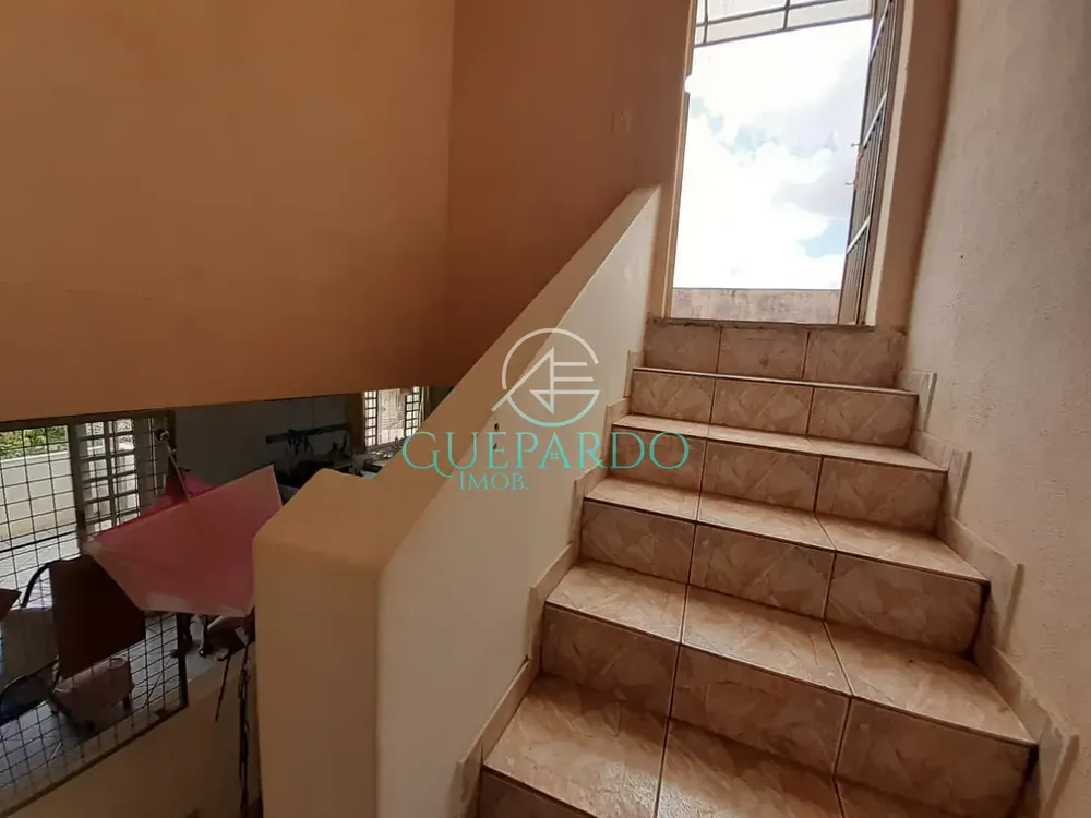 Casa, 6 quartos, 225 m² - Foto 29
