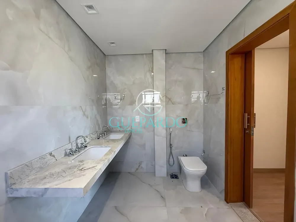 Casa, 3 quartos, 206 m² - Foto 24