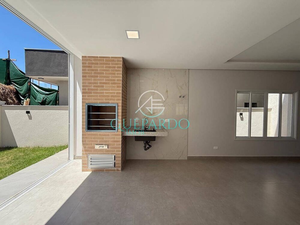 Casa, 3 quartos, 206 m² - Foto 3