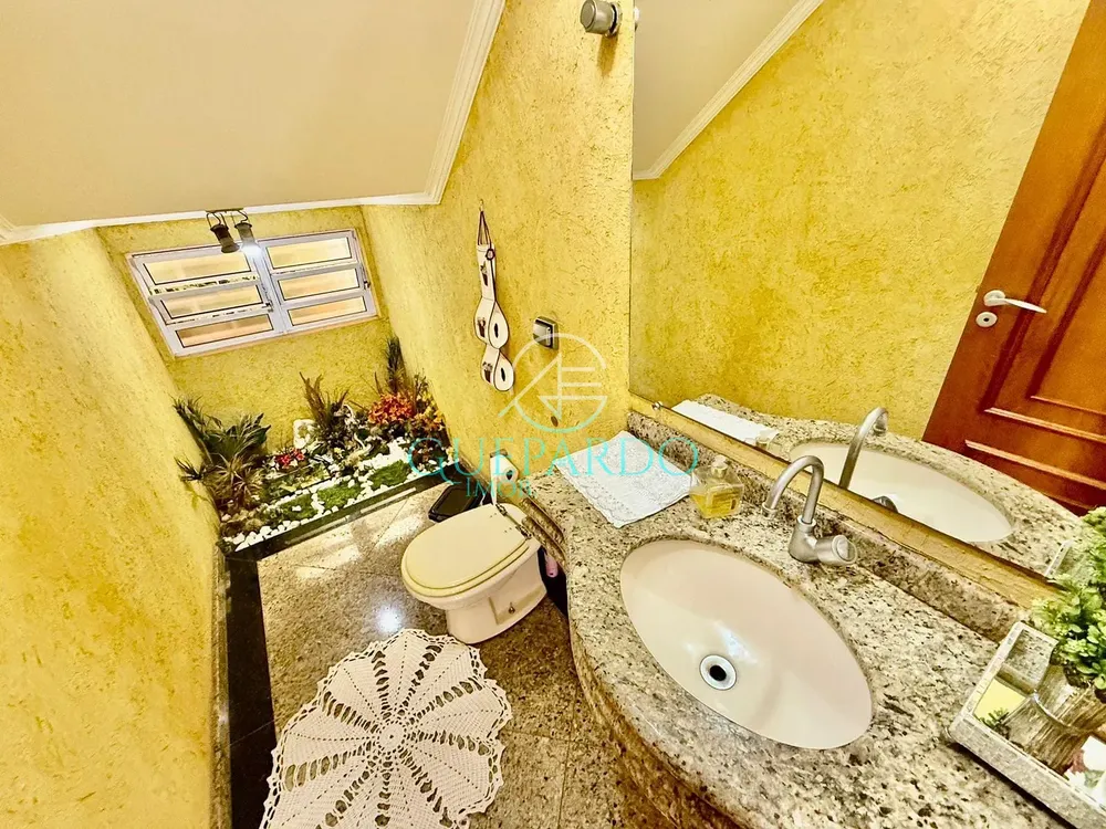 Casa, 4 quartos, 597 m² - Foto 1