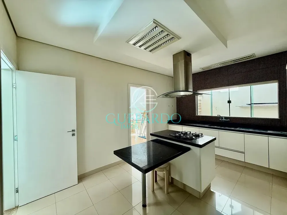 Casa, 3 quartos, 350 m² - Foto 8