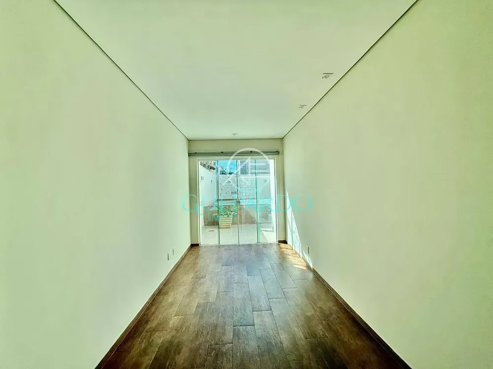 Casa, 3 quartos, 350 m² - Foto 2