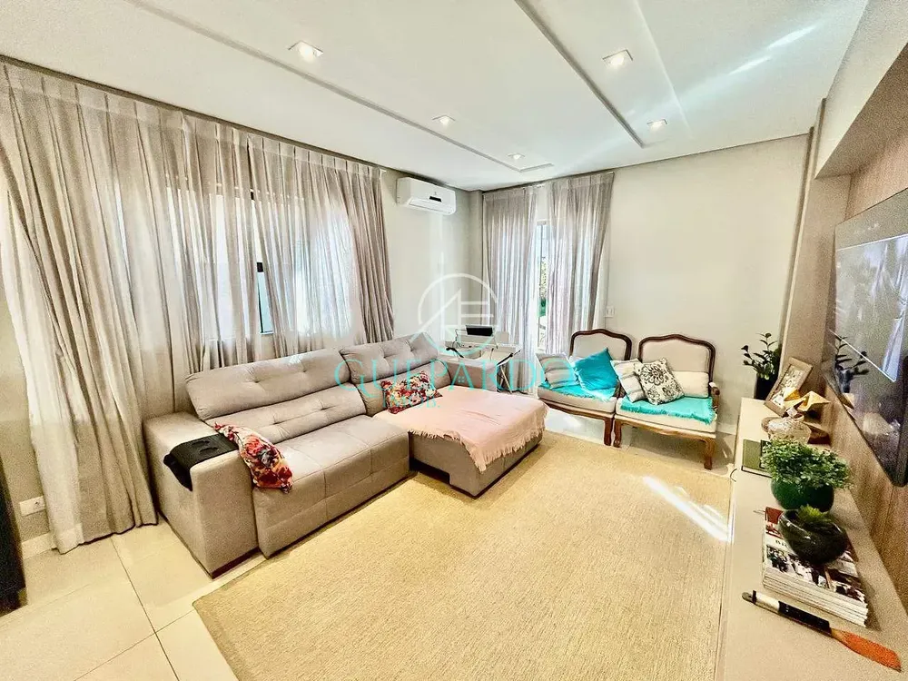 Casa, 4 quartos, 220 m² - Foto 3