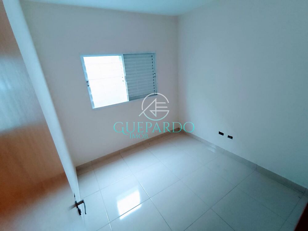 Casa à venda com 2 quartos, 56m² - Foto 3