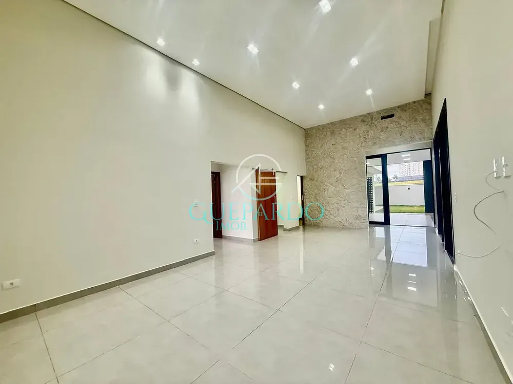Casa, 3 quartos, 169 m² - Foto 1