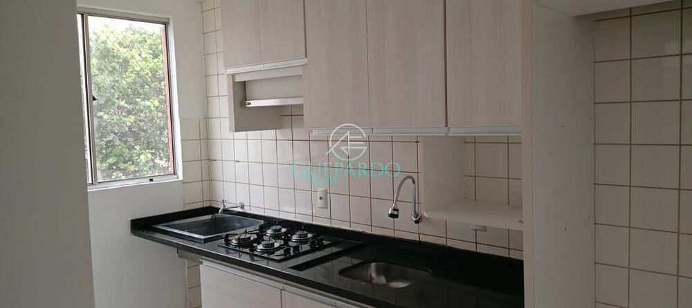 Apartamento à venda com 2 quartos, 45m² - Foto 3