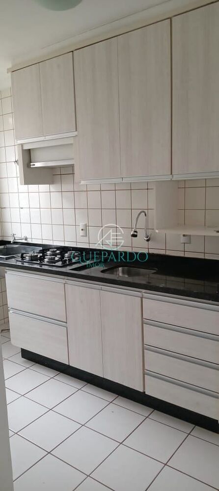 Apartamento à venda com 2 quartos, 45m² - Foto 2